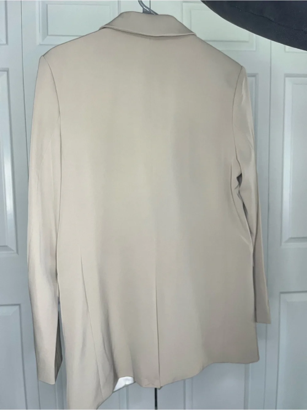 H&M Oversized Cream Double-Breasted Tailored Blazer - Picture 3 of 5